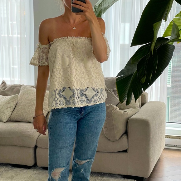 Heartloom lace off shoulder top - Picture 2 of 7